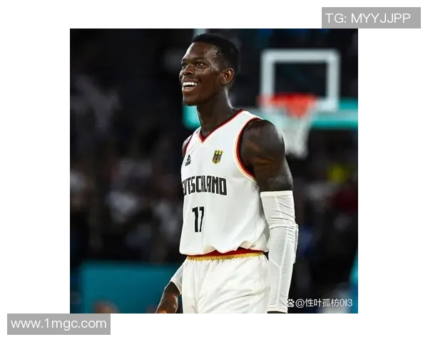 克林特卡佩拉:从默默无闻到NBA篮下巨星的奋斗历程与成就分析 克林特卡佩拉:从默默无闻到NBA篮下巨星的奋斗历程与成就分析