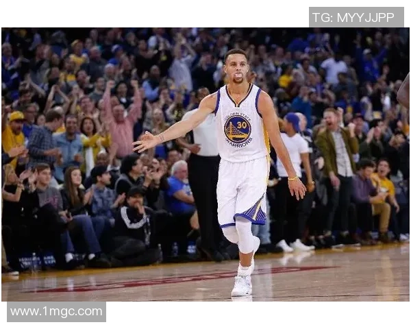 勇士与国王精彩对决录像回顾卡斯比表现引人注目 勇士与国王精彩对决录像回顾卡斯比表现引人注目