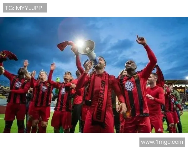 厄斯特松与天狼星的激烈对决揭示足球战术与团队协作的精彩瞬间 厄斯特松与天狼星的激烈对决揭示足球战术与团队协作的精彩瞬间